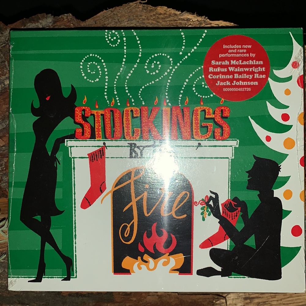ST⭐️RBUCKS-🎄CD - Picture 4 of 9